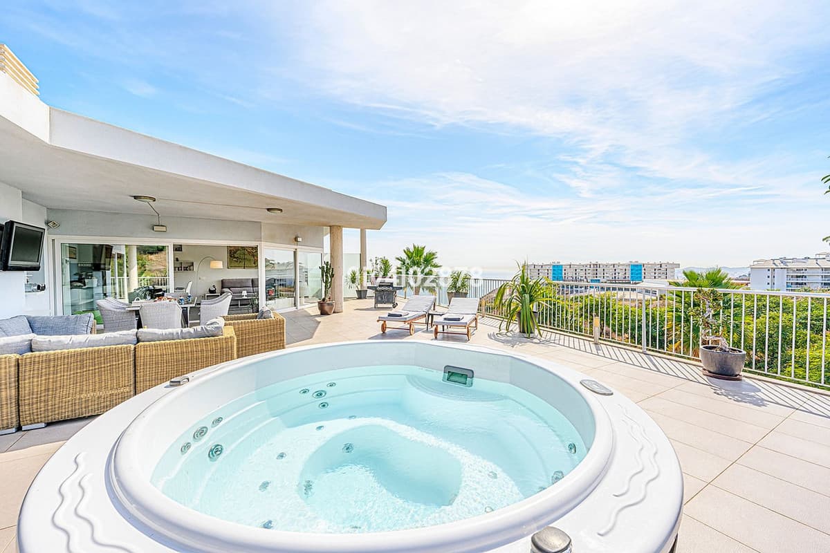 Penthouse in Higueron — photo 2 of 10