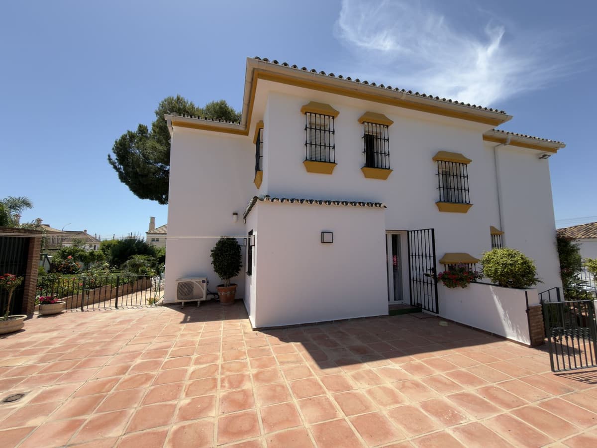 Detached Villa in San Pedro de Alcántara — photo 9 of 10