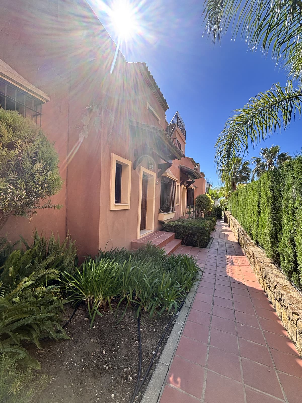 Townhouse in Estepona — photo 5 of 10