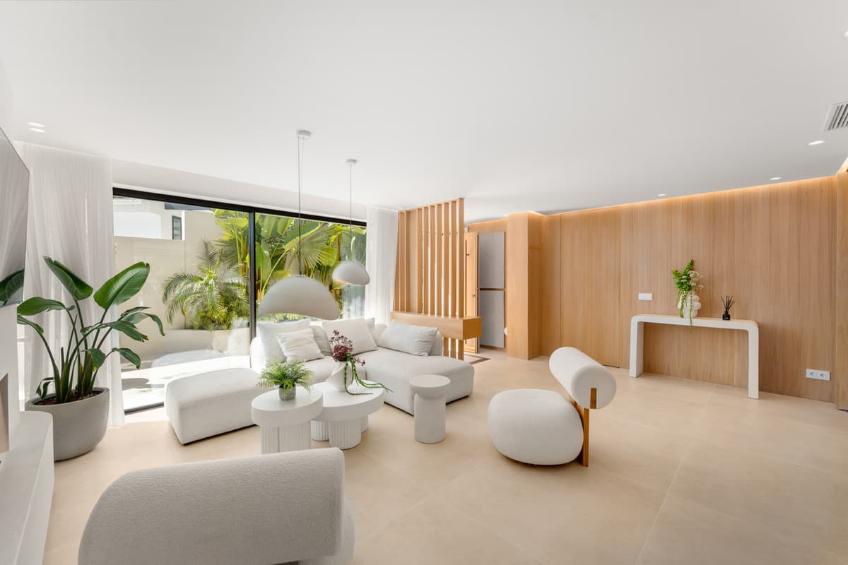 Detached Villa in Nueva Andalucía — photo 5 of 10