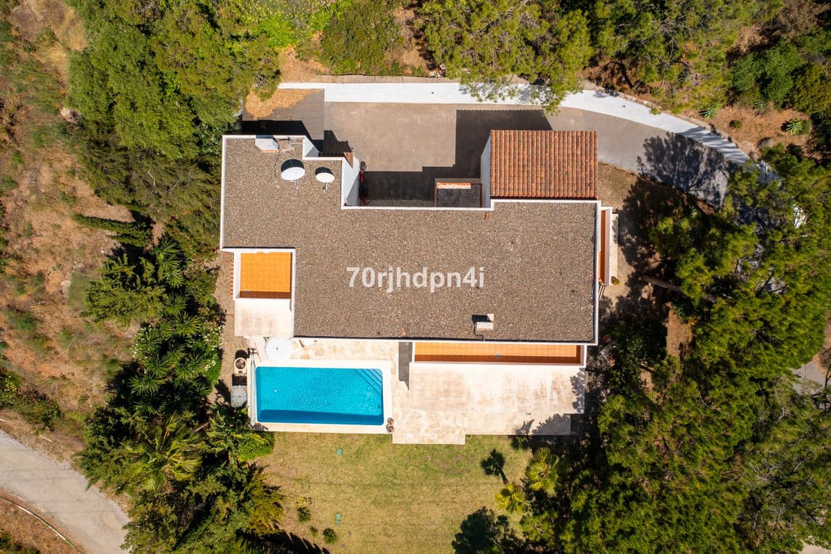 Detached Villa in Estepona — photo 10 of 10
