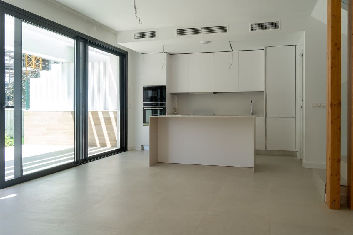 Semi-Detached House in El Paraiso — photo 5 of 10
