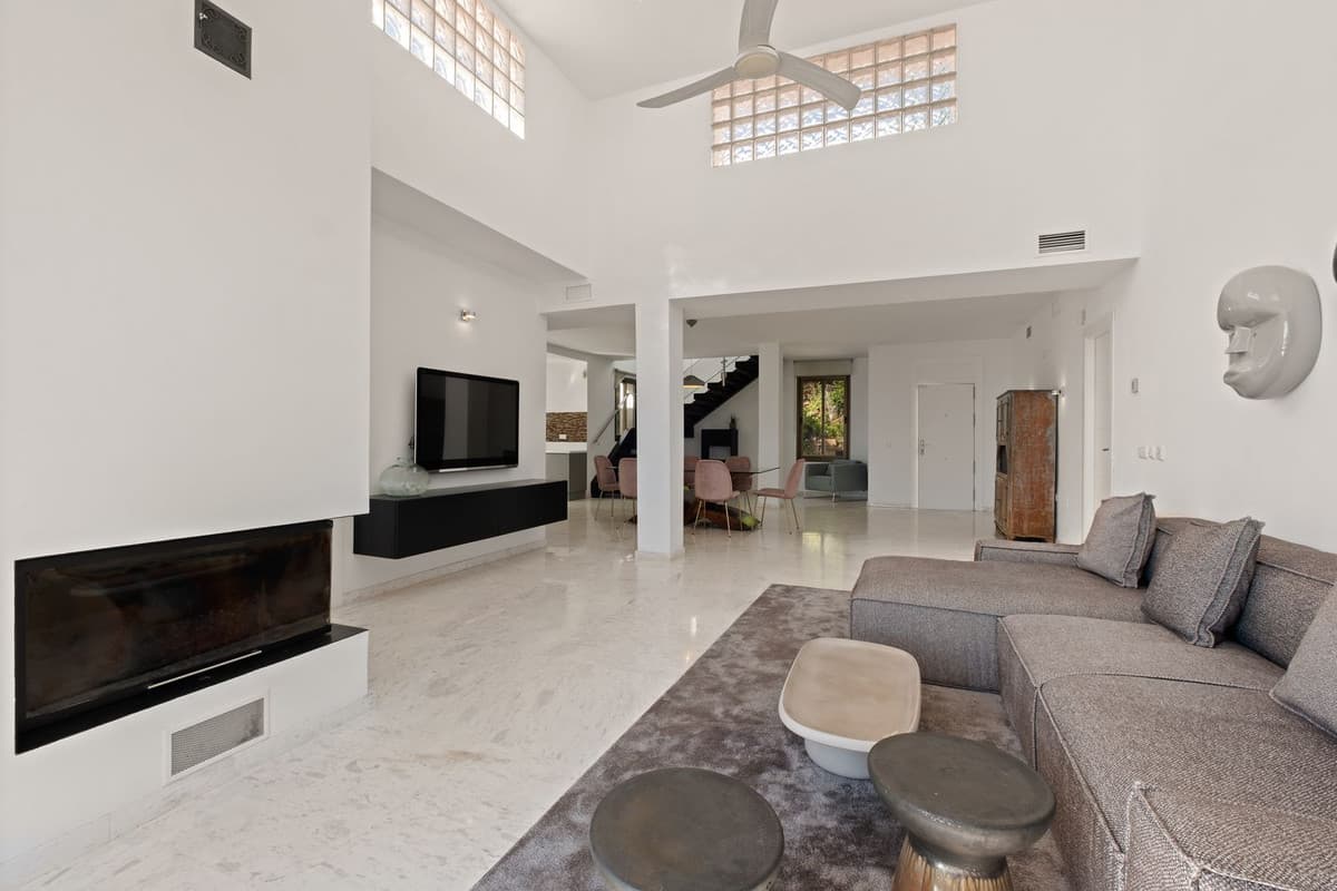 Penthouse in La Mairena — photo 7 of 10