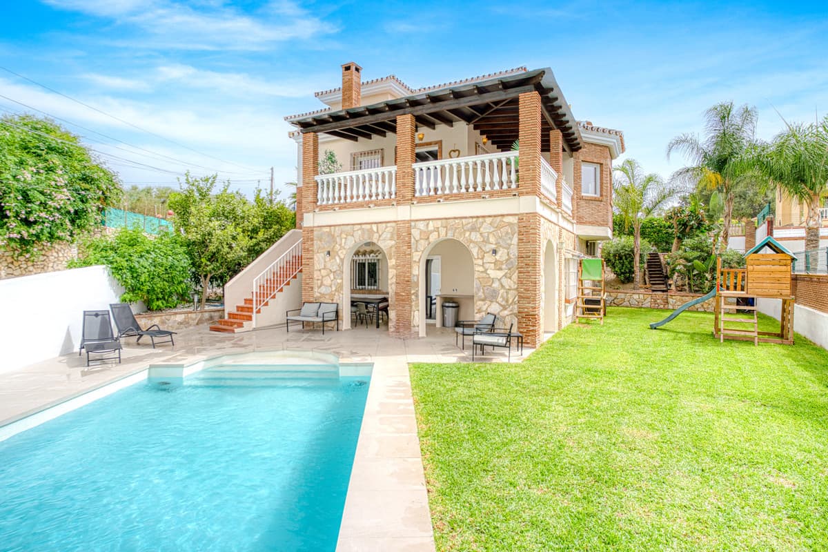 Detached Villa in Mijas — photo 1 of 10