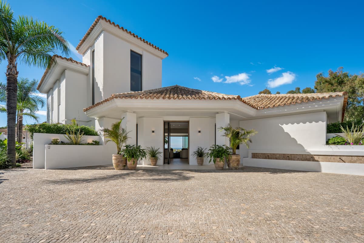 Detached Villa in Benahavís — photo 9 of 10
