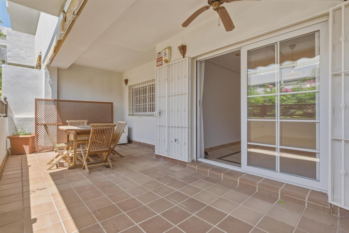Ground Floor Apartment in The Golden Mile — photo 6 of 10
