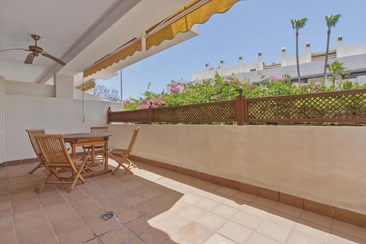 Ground Floor Apartment in The Golden Mile — photo 8 of 10