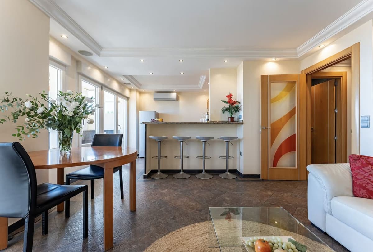 Middle Floor Apartment in Fuengirola — photo 7 of 10