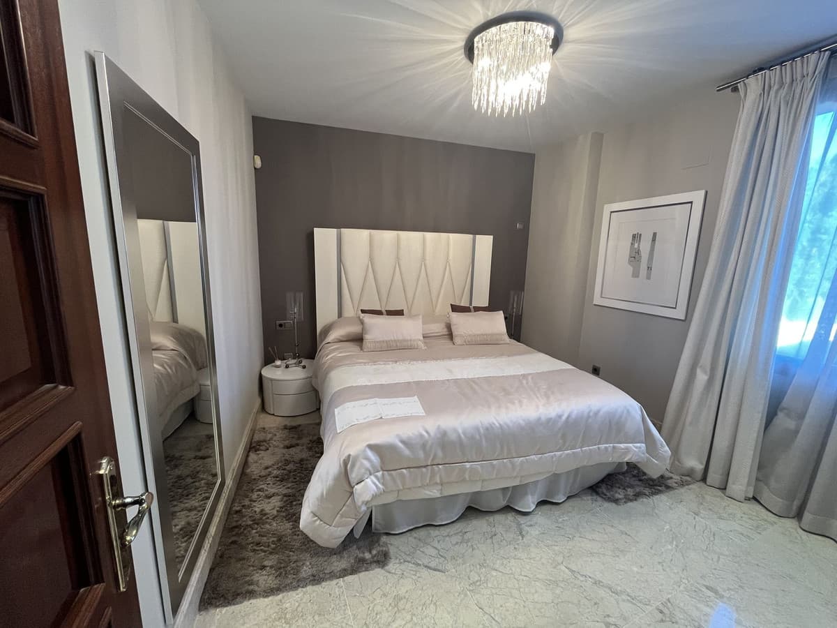 Ground Floor Apartment in Marbella — photo 5 of 10