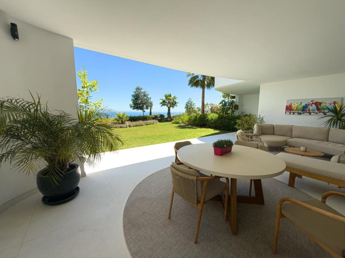 Ground Floor Apartment in Marbella — photo 1 of 10
