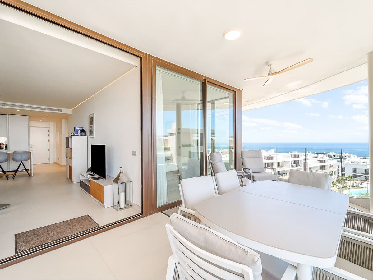 Middle Floor Apartment in Fuengirola — photo 3 of 10
