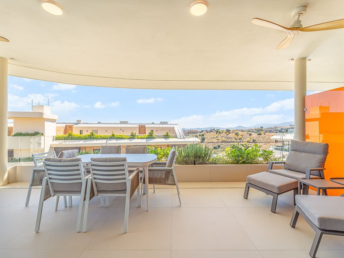 Middle Floor Apartment in Fuengirola — photo 6 of 10