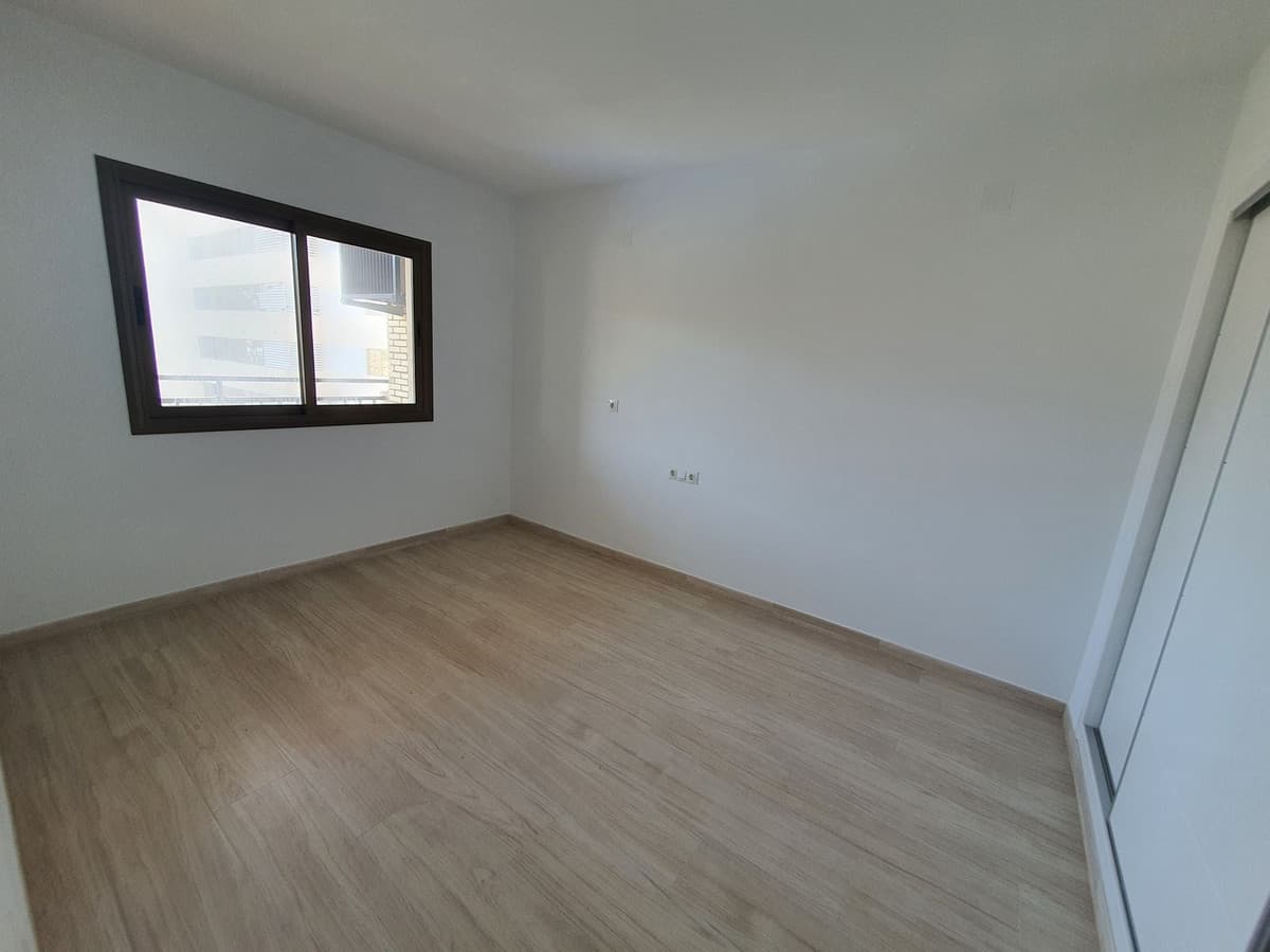 Middle Floor Apartment in Fuengirola — photo 10 of 10
