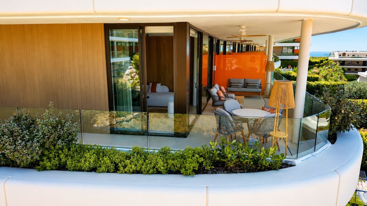 Middle Floor Apartment in Fuengirola — photo 4 of 10