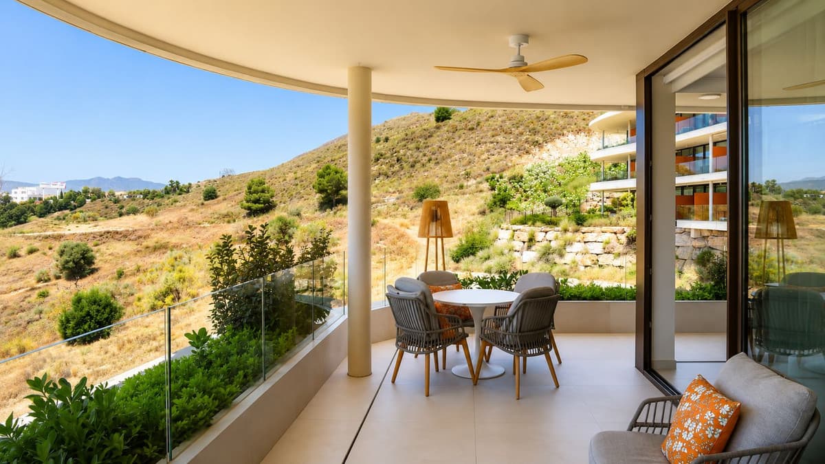 Middle Floor Apartment in Fuengirola — photo 5 of 10