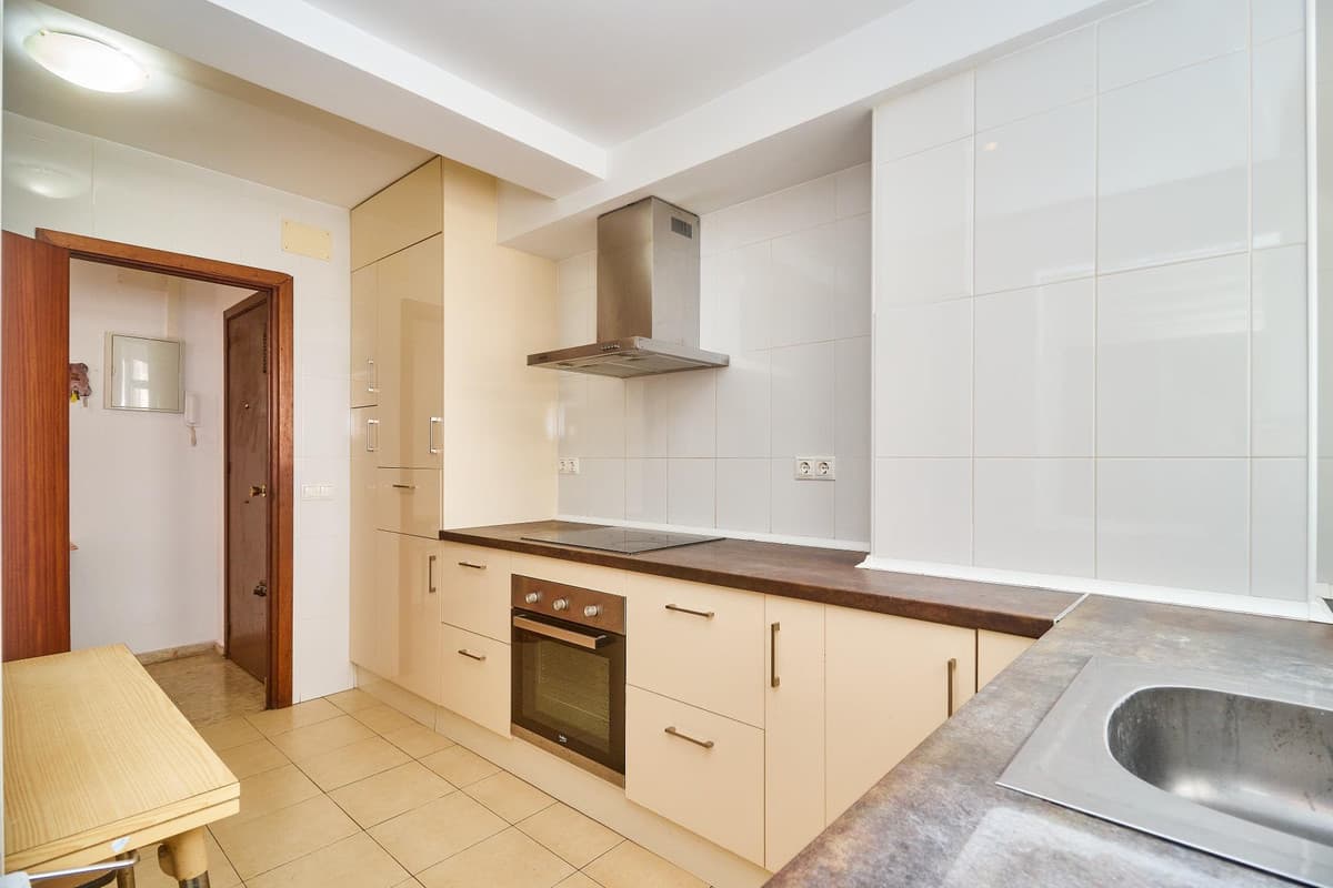 Middle Floor Apartment in Fuengirola — photo 2 of 10