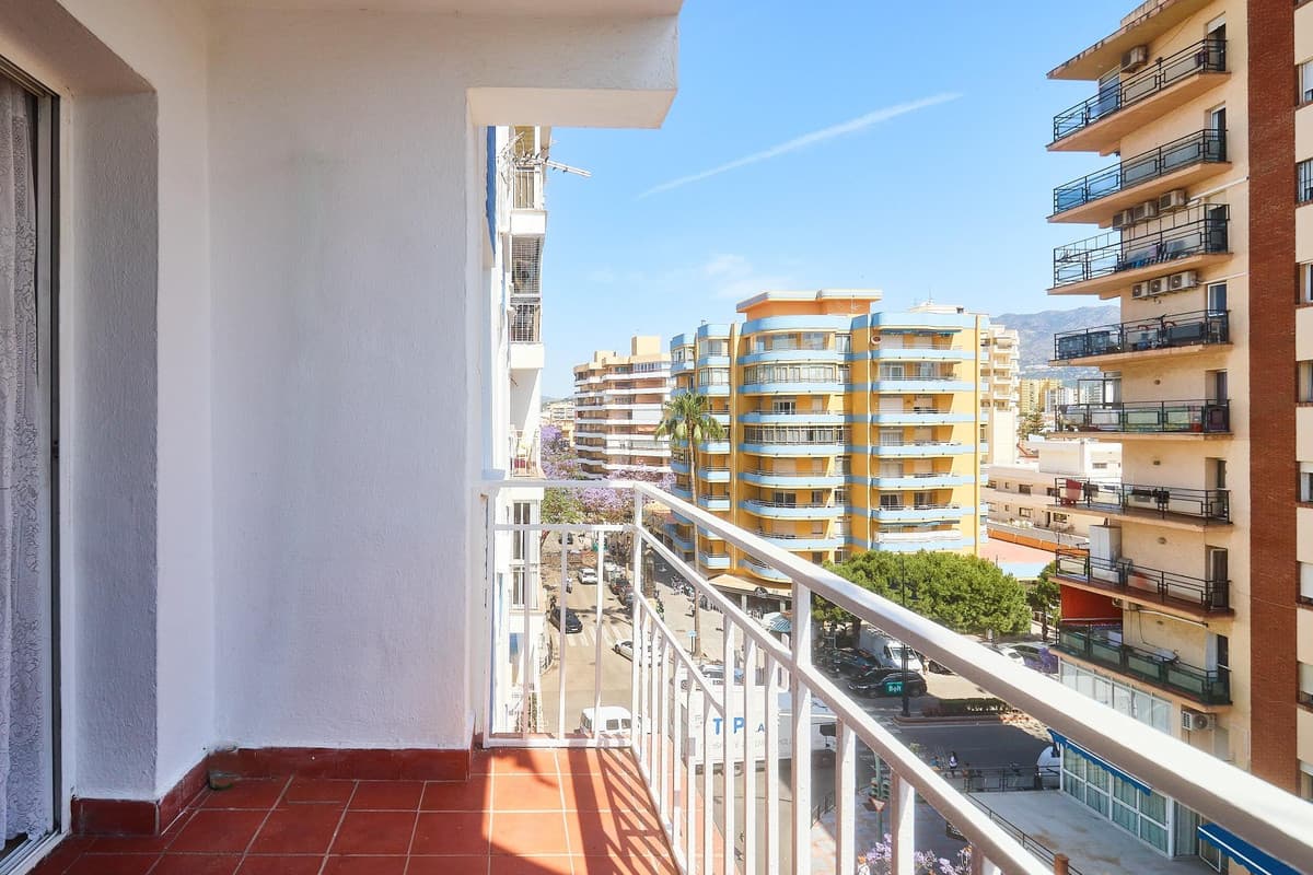 Middle Floor Apartment in Fuengirola — photo 4 of 10