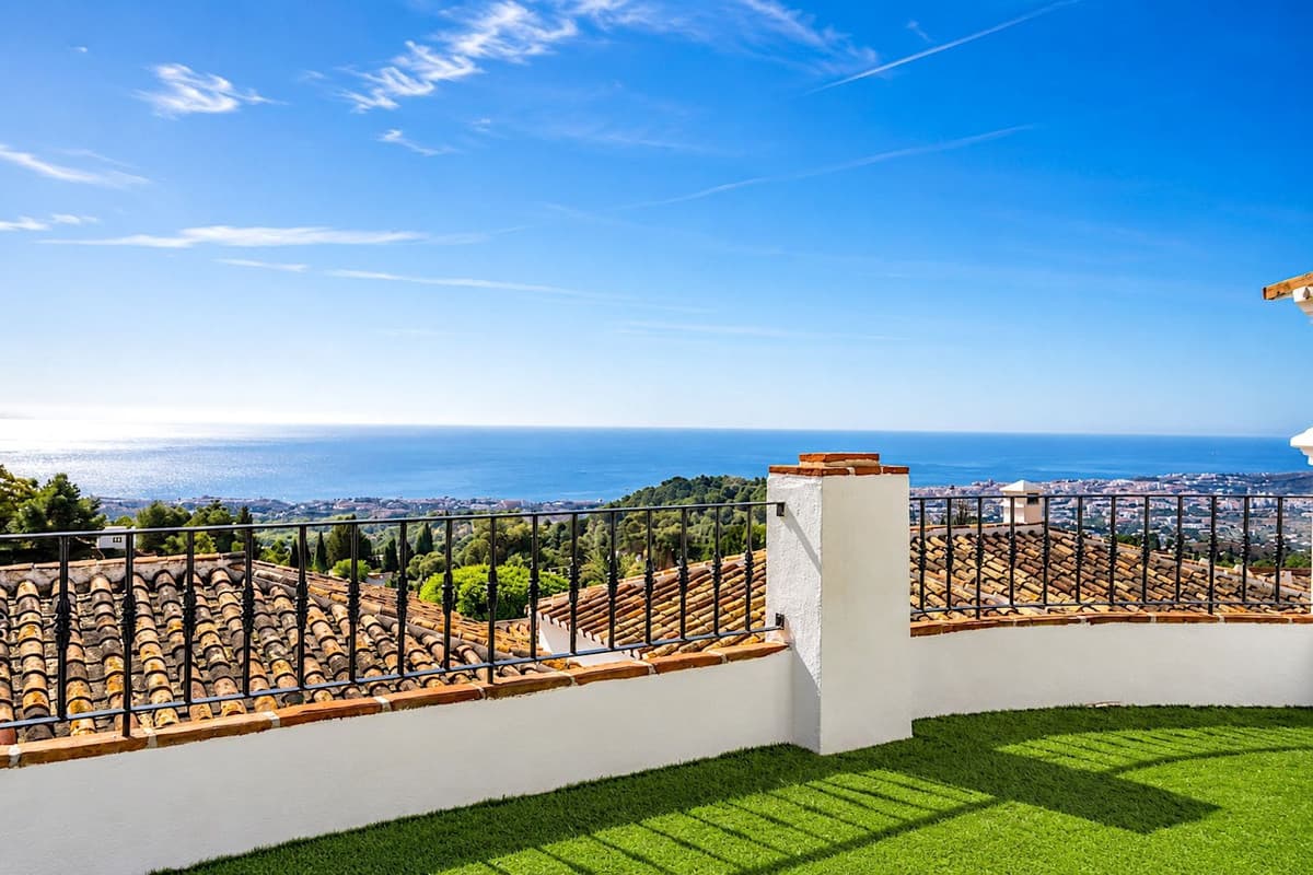 Duplex in Mijas — photo 2 of 10