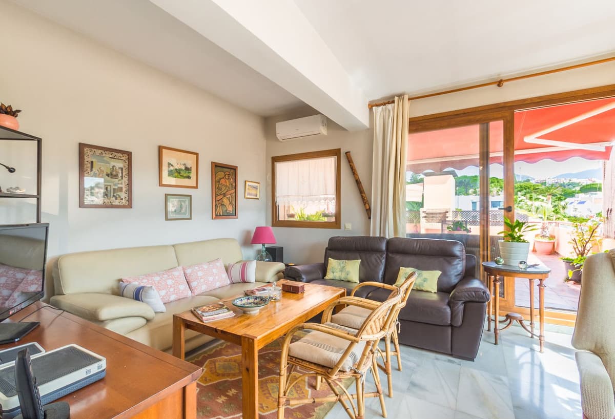 Penthouse in Limonar — photo 9 of 10