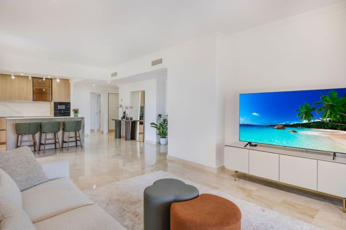 Ground Floor Apartment in Benahavís — photo 9 of 10