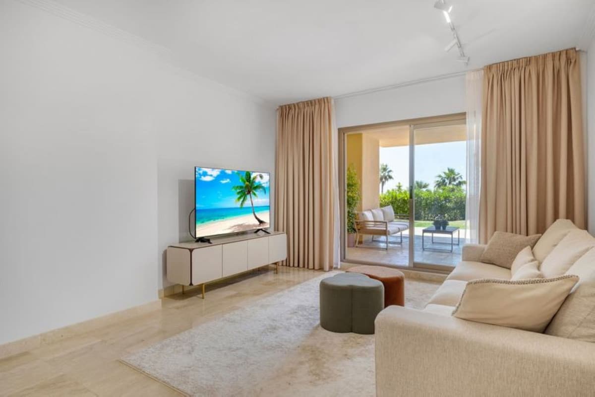 Ground Floor Apartment in Benahavís — photo 10 of 10