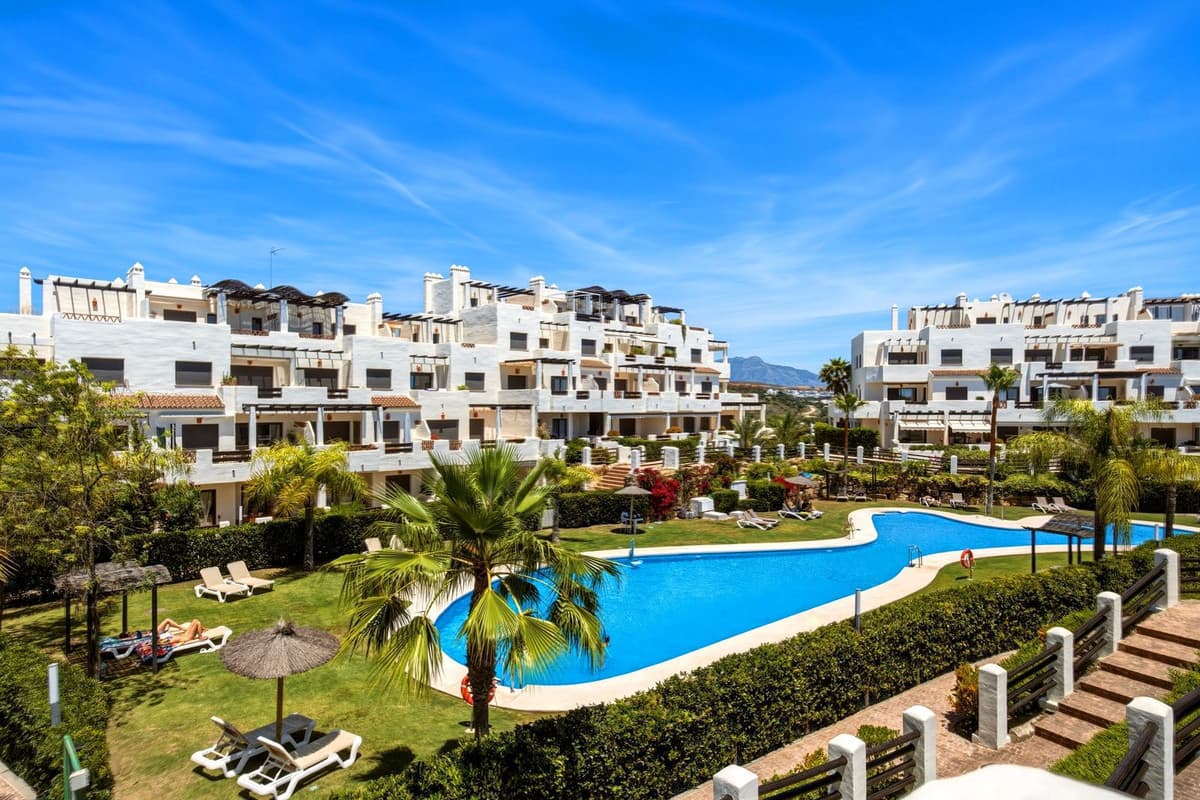 Townhouse in Estepona — photo 3 of 10