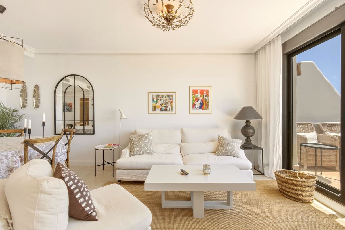 Townhouse in Estepona — photo 9 of 10