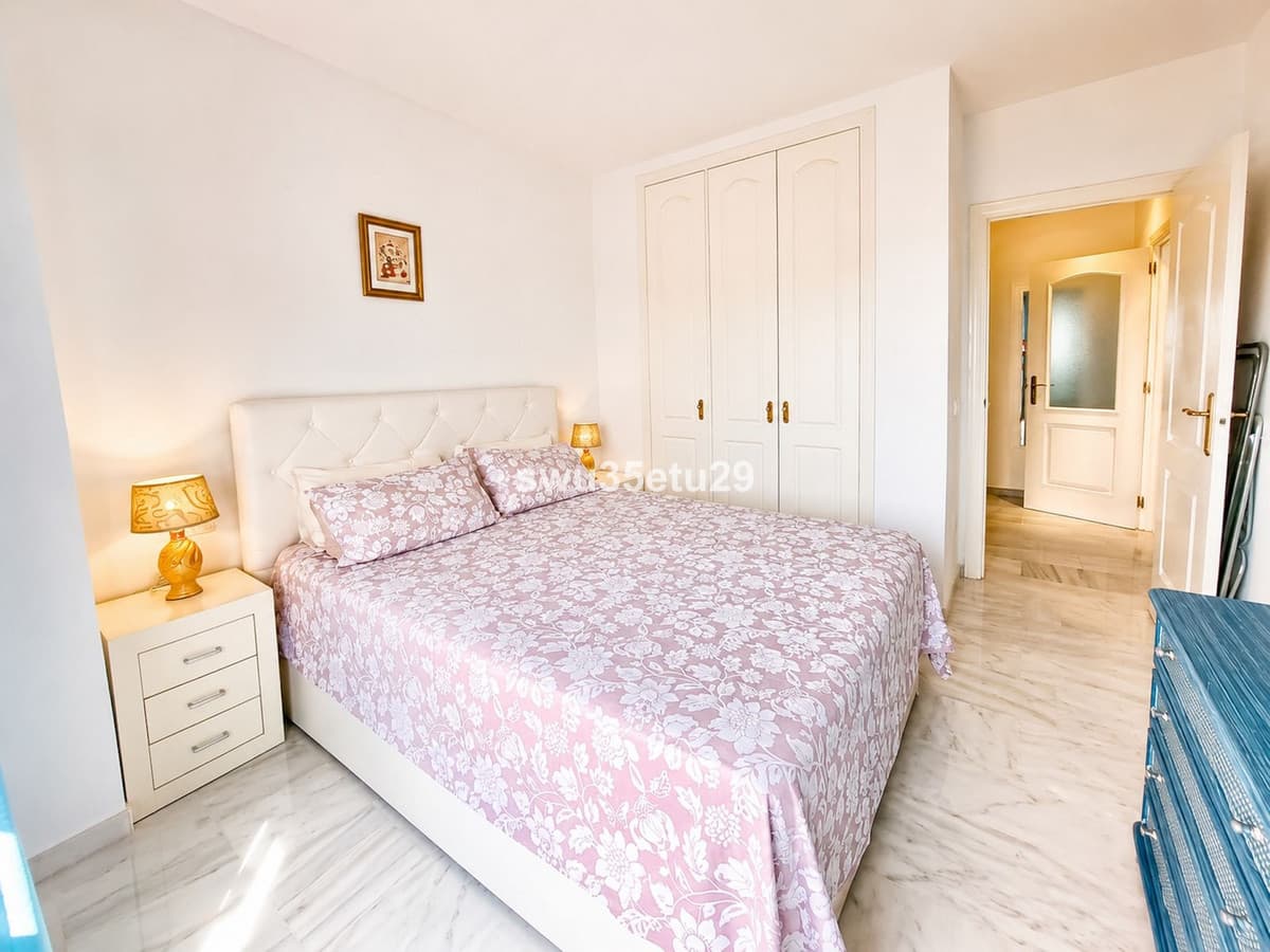Top Floor Apartment in Fuengirola — photo 5 of 10