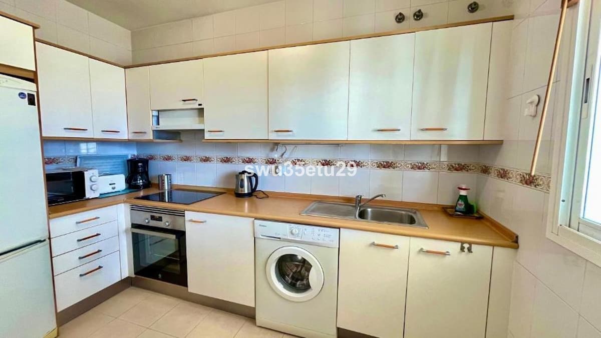 Top Floor Apartment in Fuengirola — photo 6 of 10