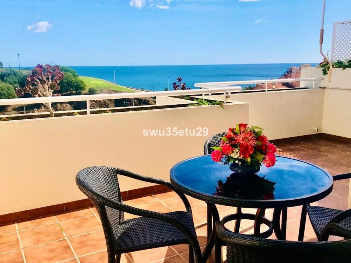 Top Floor Apartment in Fuengirola — photo 8 of 10