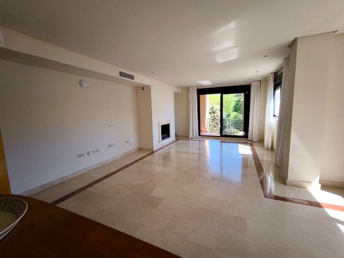 Penthouse in Puerto Banús — photo 5 of 10