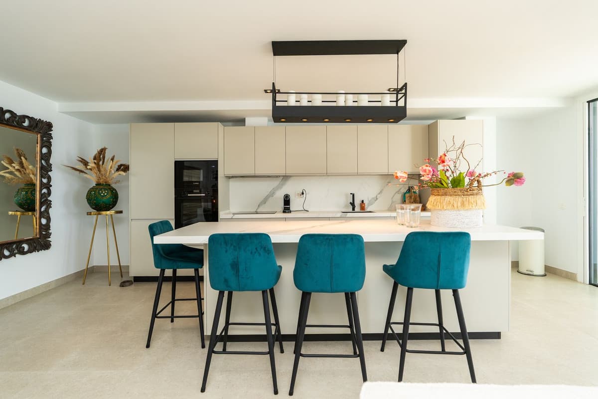 Middle Floor Apartment in Torrequebrada — photo 8 of 10