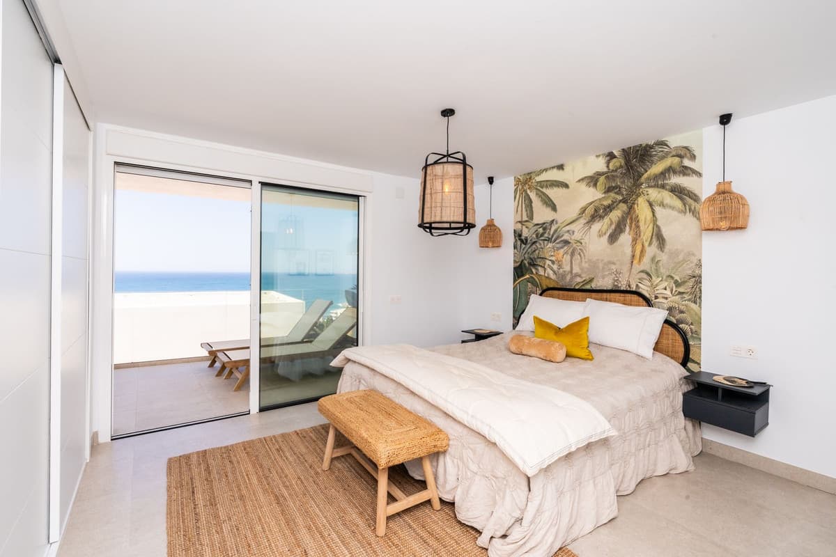 Middle Floor Apartment in Torrequebrada — photo 10 of 10