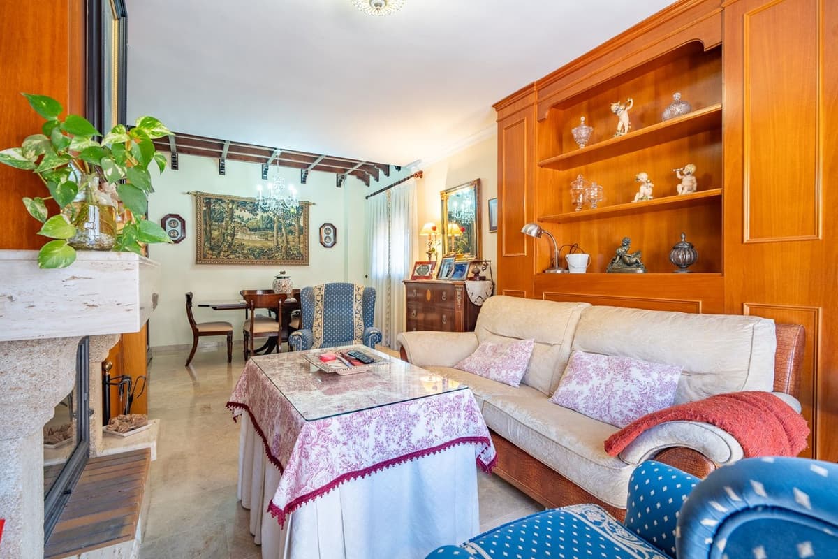 Semi-Detached House in Churriana — photo 5 of 10