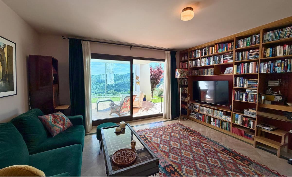 Ground Floor Apartment in Casares Playa — photo 7 of 10