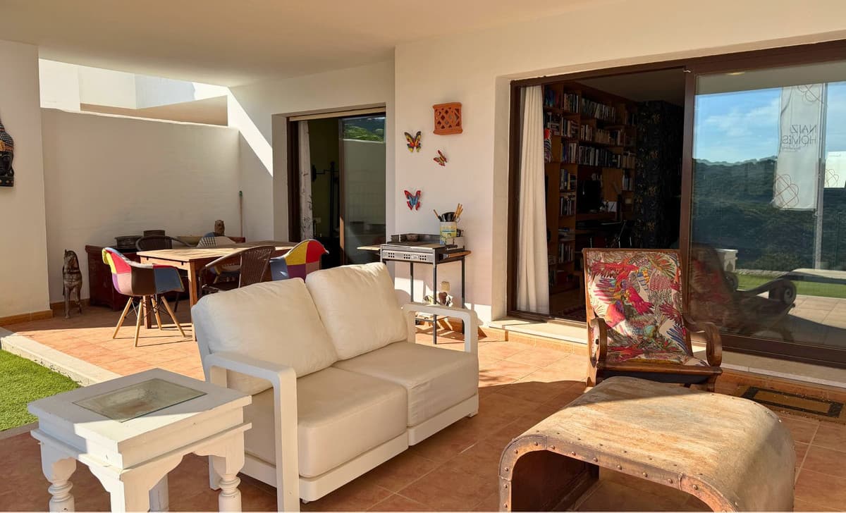 Ground Floor Apartment in Casares Playa — photo 9 of 10