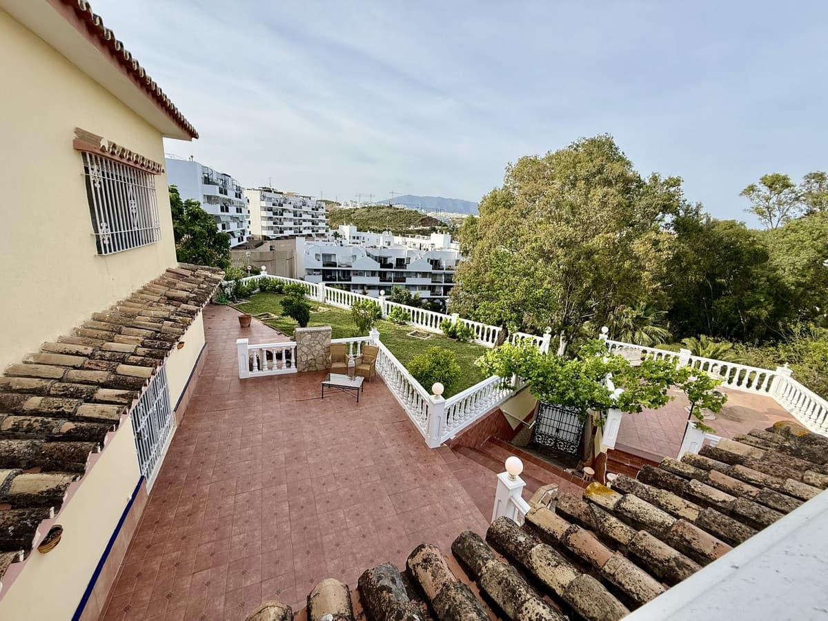 Detached Villa in Calahonda — photo 9 of 10