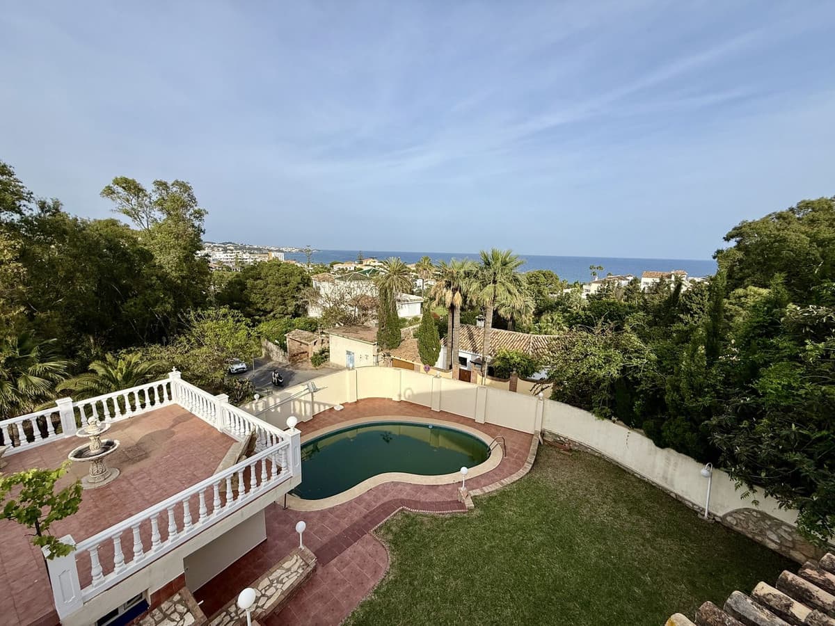 Detached Villa in Calahonda — photo 10 of 10