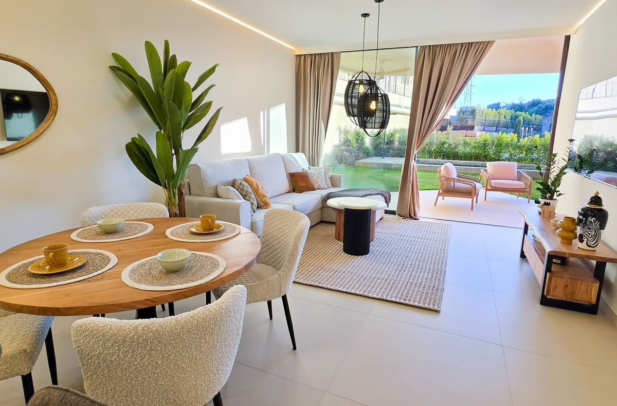 Ground Floor Apartment in Higueron — photo 1 of 10