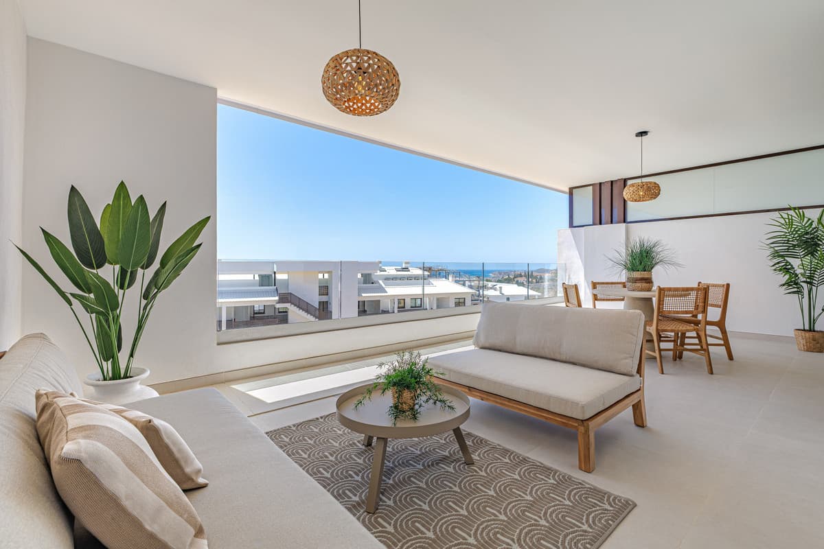 Middle Floor Apartment in Fuengirola — photo 1 of 10