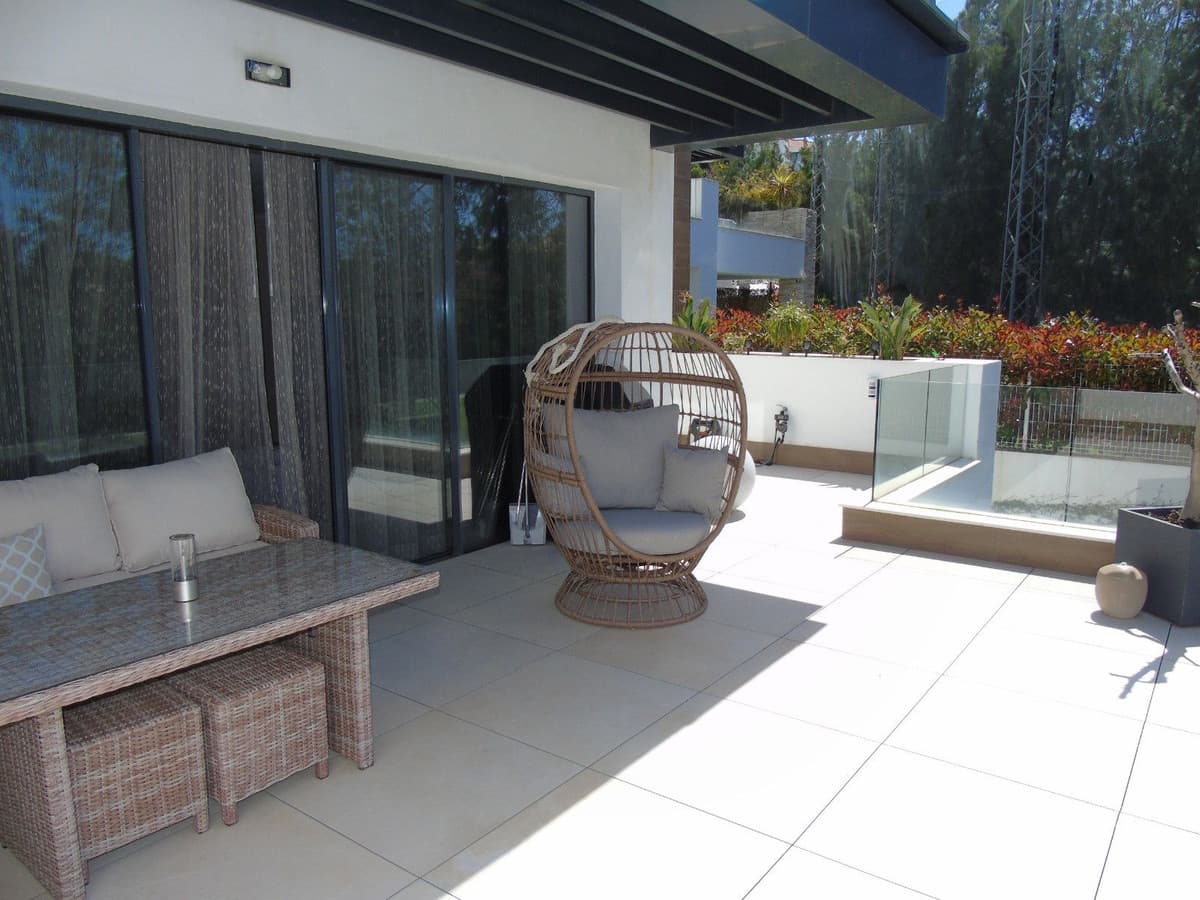 Penthouse in Marbella — photo 3 of 10