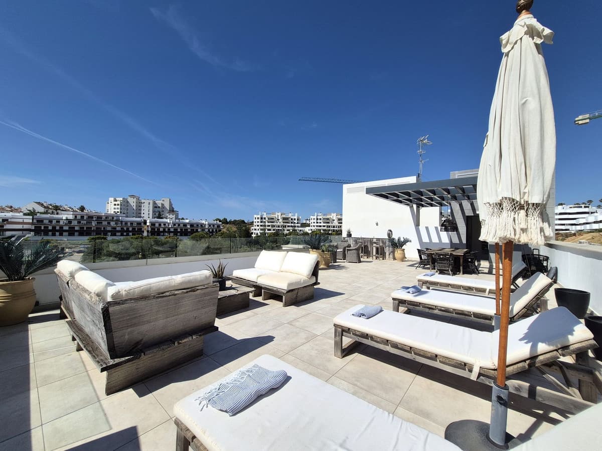 Penthouse Duplex in Estepona — photo 2 of 10