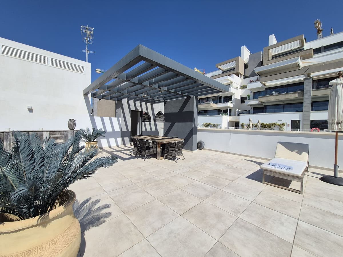 Penthouse Duplex in Estepona — photo 8 of 10