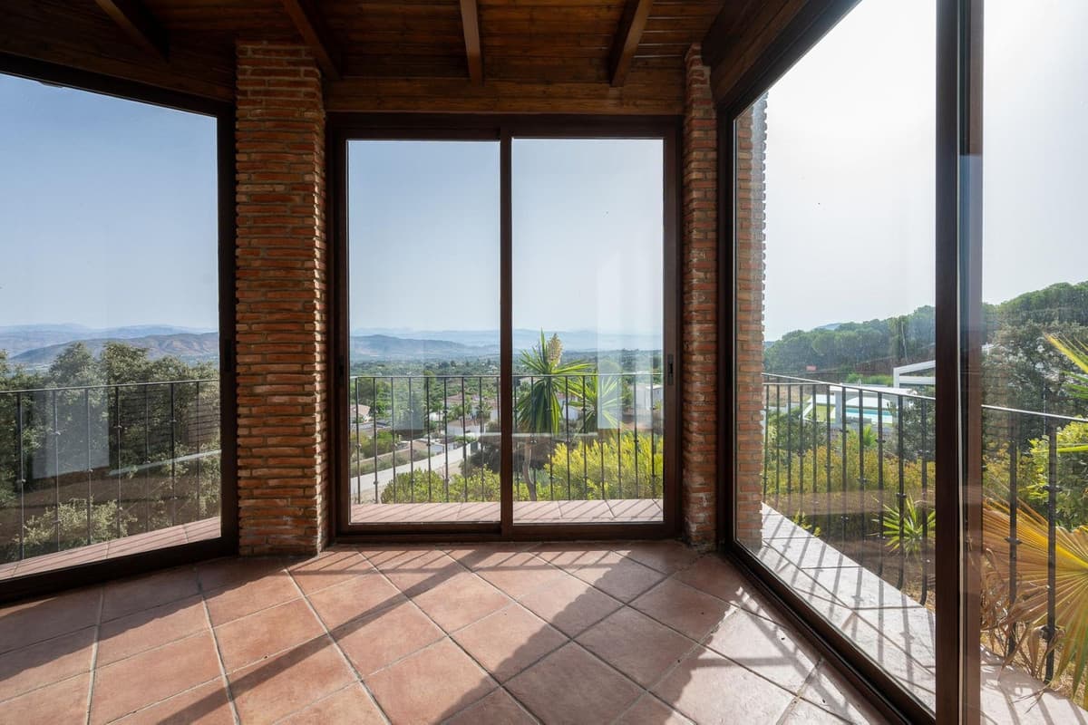 Detached Villa in Alhaurín el Grande — photo 7 of 10