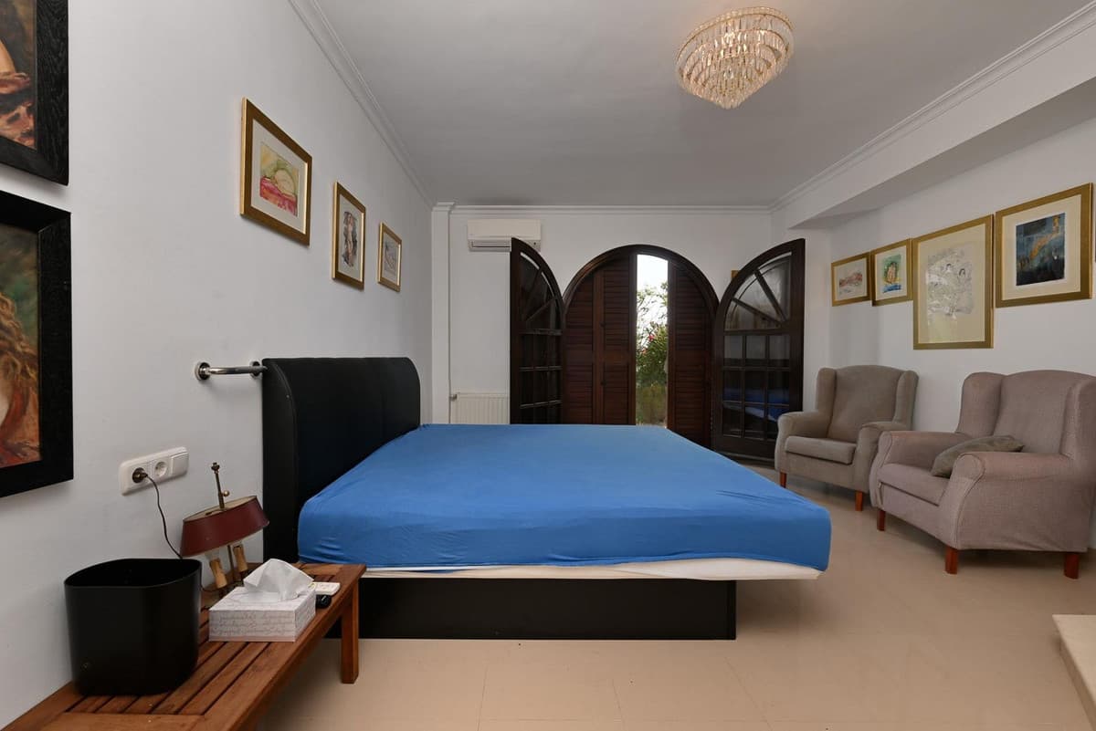 Detached Villa in Alhaurín el Grande — photo 10 of 10