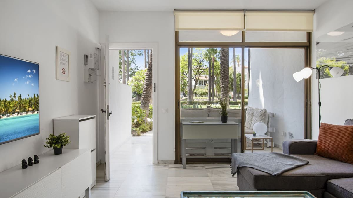 Ground Floor Apartment in Puerto Banús — photo 4 of 10