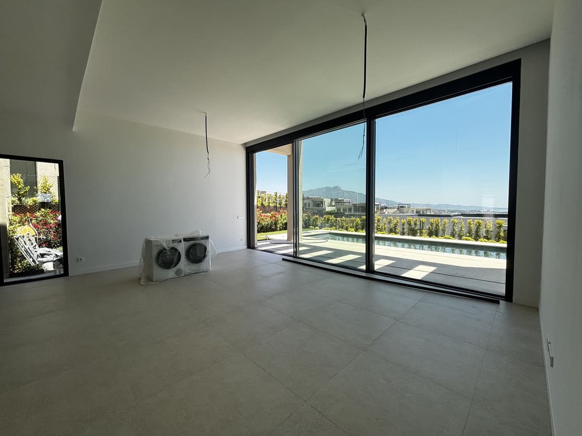 Detached Villa in Benahavís — photo 5 of 10