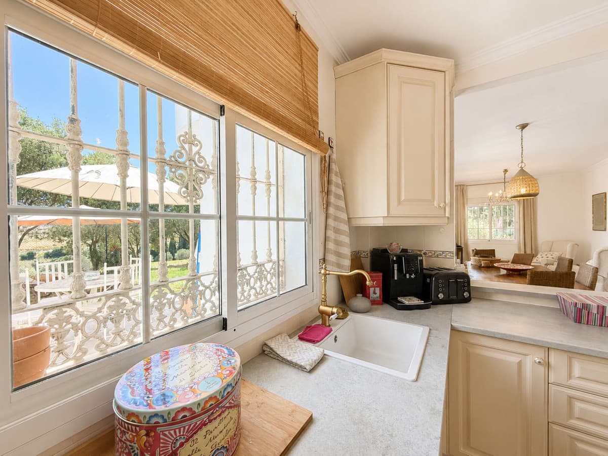 Ground Floor Apartment in Estepona — photo 9 of 10