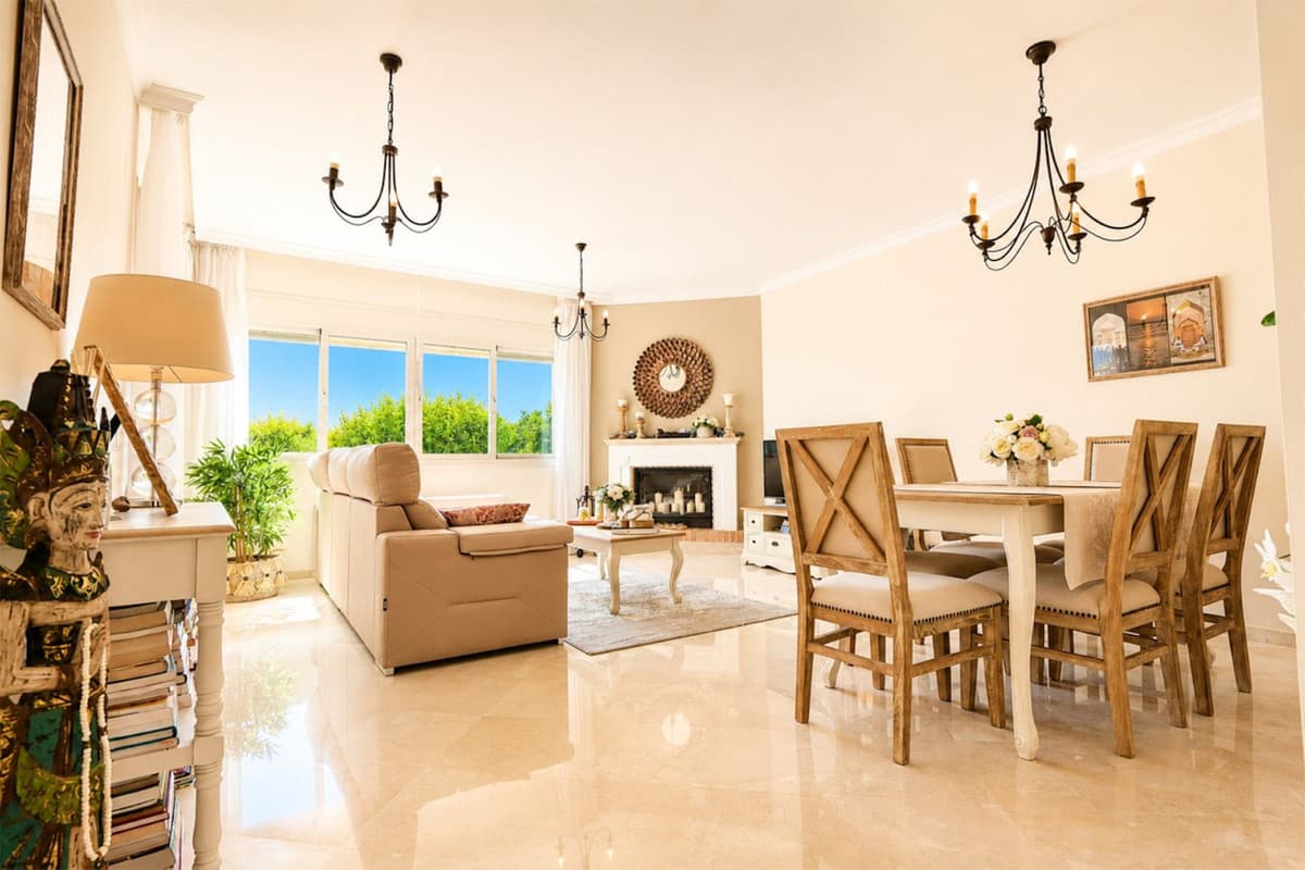 Ground Floor Apartment in La Mairena — photo 2 of 10