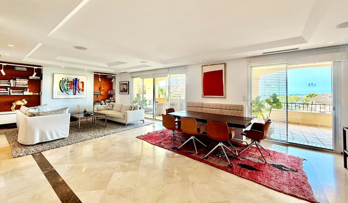 Penthouse in Nueva Andalucía — photo 6 of 10
